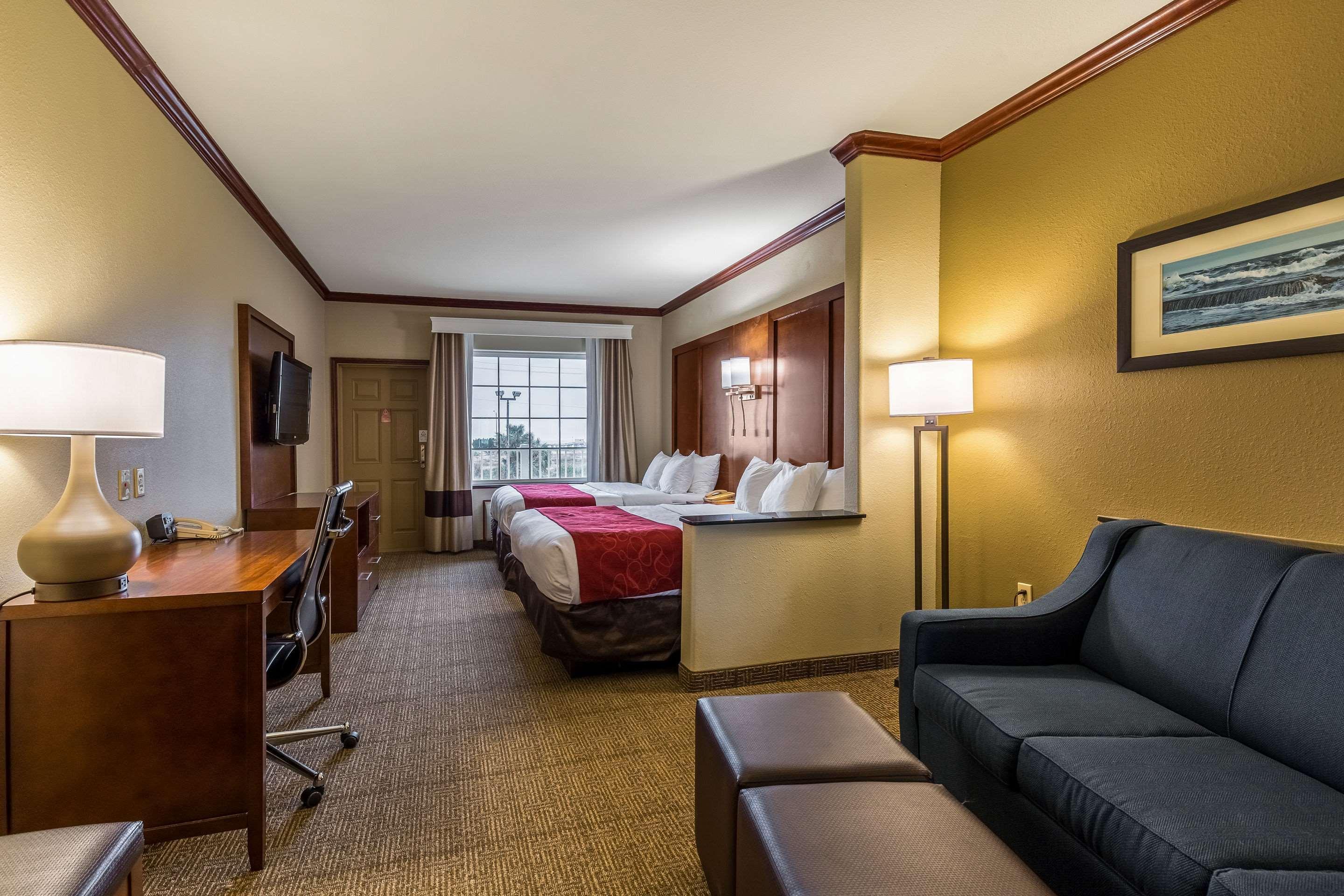Comfort Suites Galveston Buitenkant foto